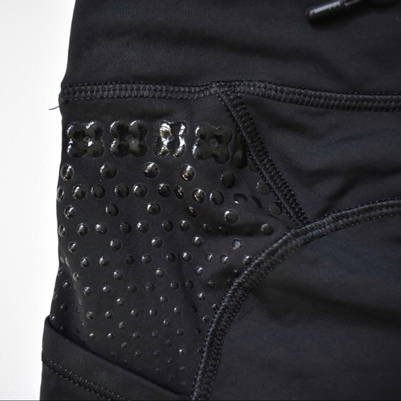 Lululemon Run Shorty Short - Picture 8 of 15